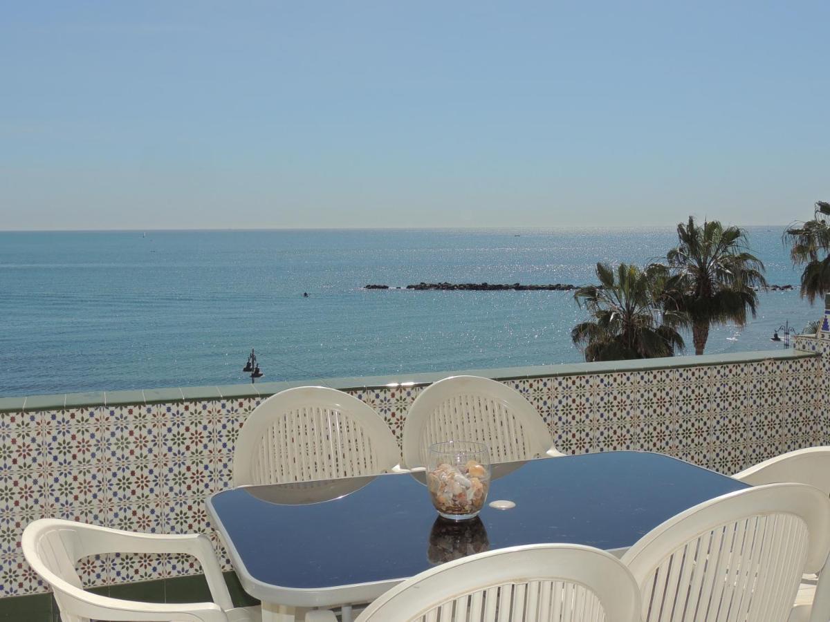 Las Gaviotas Beach - Playa - Sea Front - Frente Al Mar Appartement Benalmádena Buitenkant foto